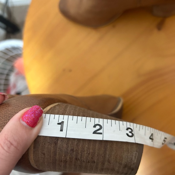 BP Brown Tan Leather Booties Size 9 Boots Zip Shoes Block Heel Factory Distress - Picture 5 of 8